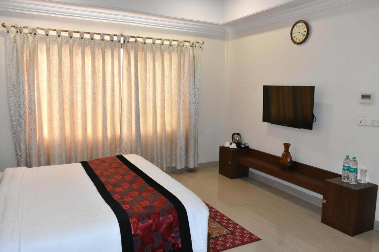 Hotel The Orchard à Jharsuguda Extérieur photo